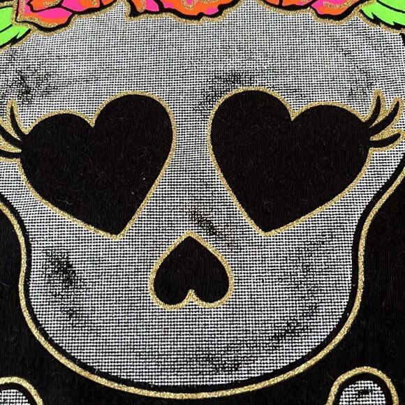 Celebrate Halloween Glitter Skull w/ Cross Bones and Roses Baseball Shirt- 7/8 - Picture 15 of 16